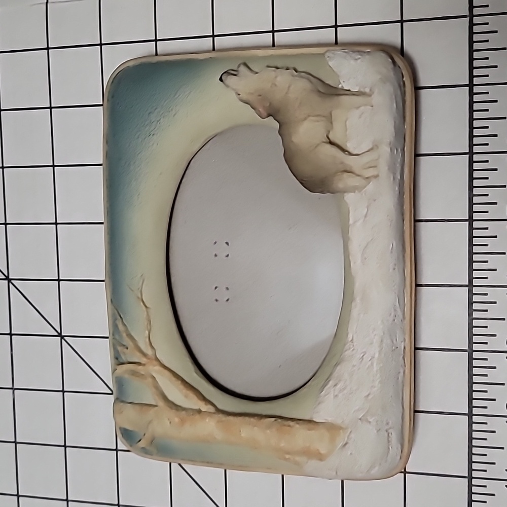 Frameology Wolf Call Picture Frame NWT‎